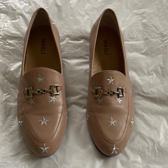 Vaneli Leather Moccasin in Pink/Brown/Silver Size-10 NWT - Picture 1 of 7